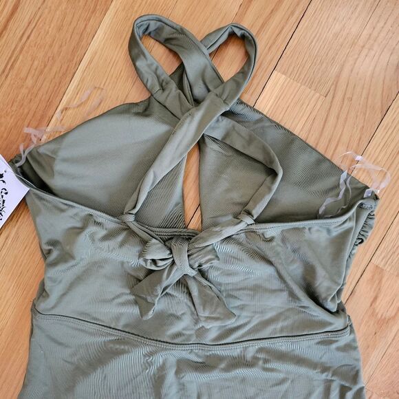 Becca by Rebecca Virtue Fine Line Tessa Crossover High Neck One-Piece Size Small - Picture 10 of 16